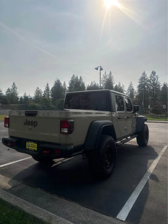 2020 Jeep JT Gladiator - Image 3 of 10