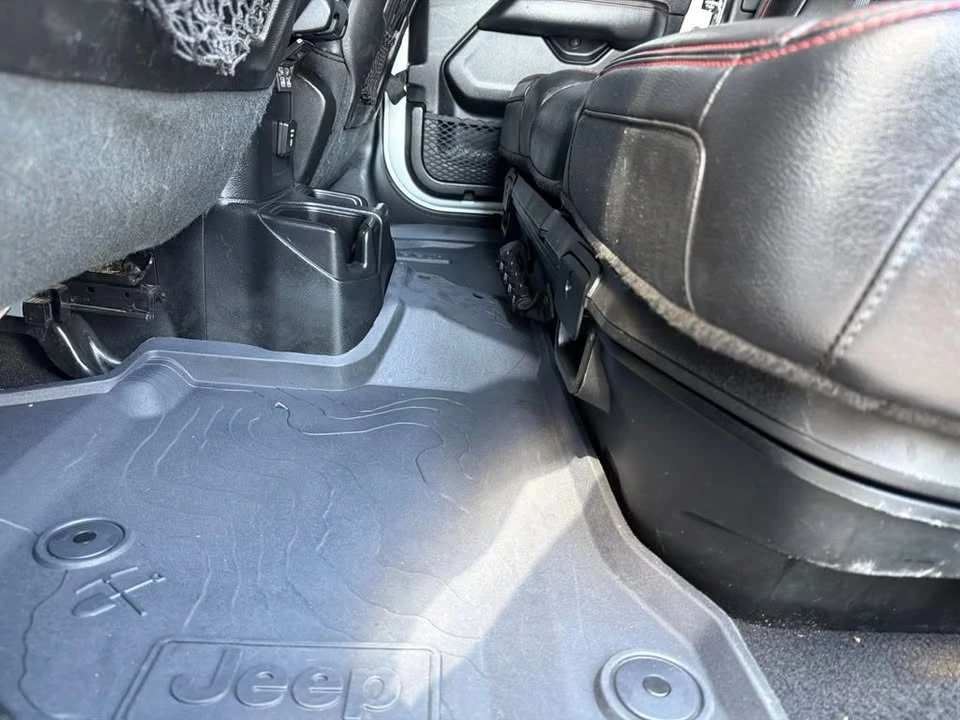 2020 Jeep JT Gladiator - Image 17 of 20