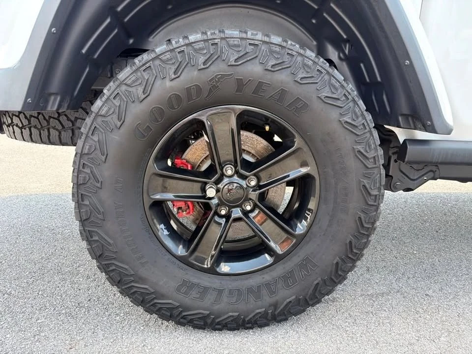 2020 Jeep JT Gladiator - Image 13 of 20