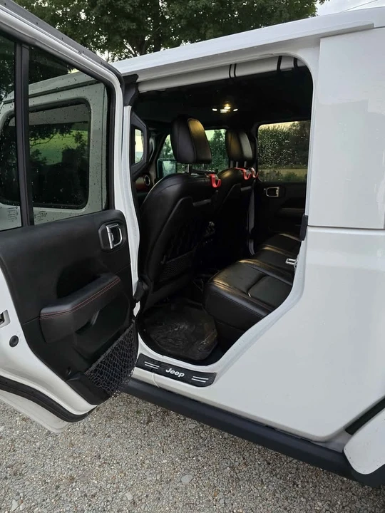2020 Jeep JT Gladiator - Image 8 of 11