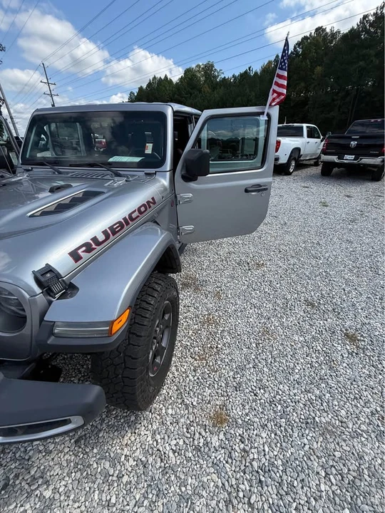 2020 Jeep JT Gladiator - Image 2 of 11