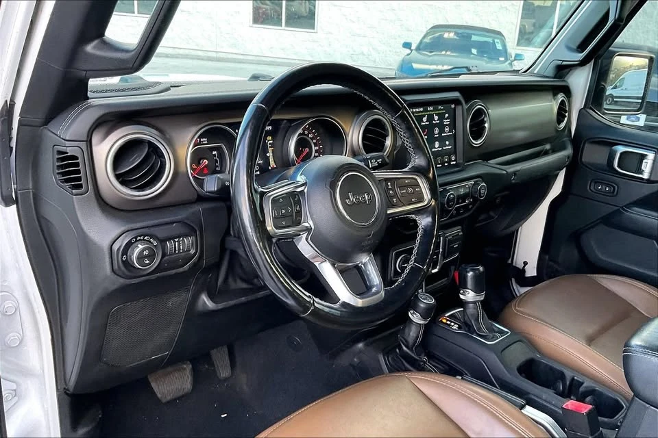 2020 Jeep JT Gladiator - Image 2 of 20