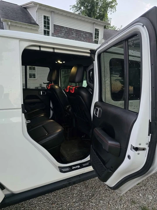 2020 Jeep JT Gladiator - Image 6 of 11