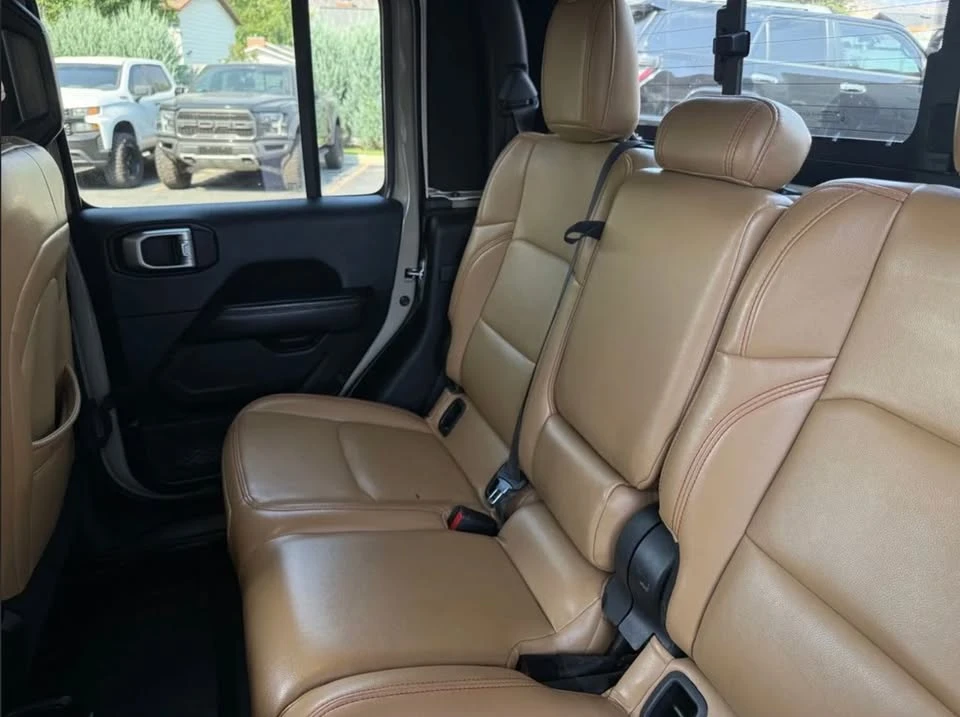 2020 Jeep JT Gladiator - Image 14 of 17