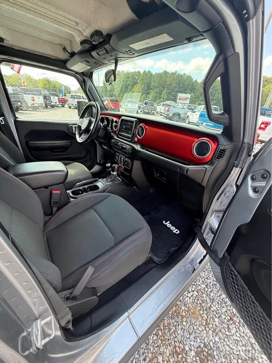 2020 Jeep JT Gladiator - Image 10 of 11
