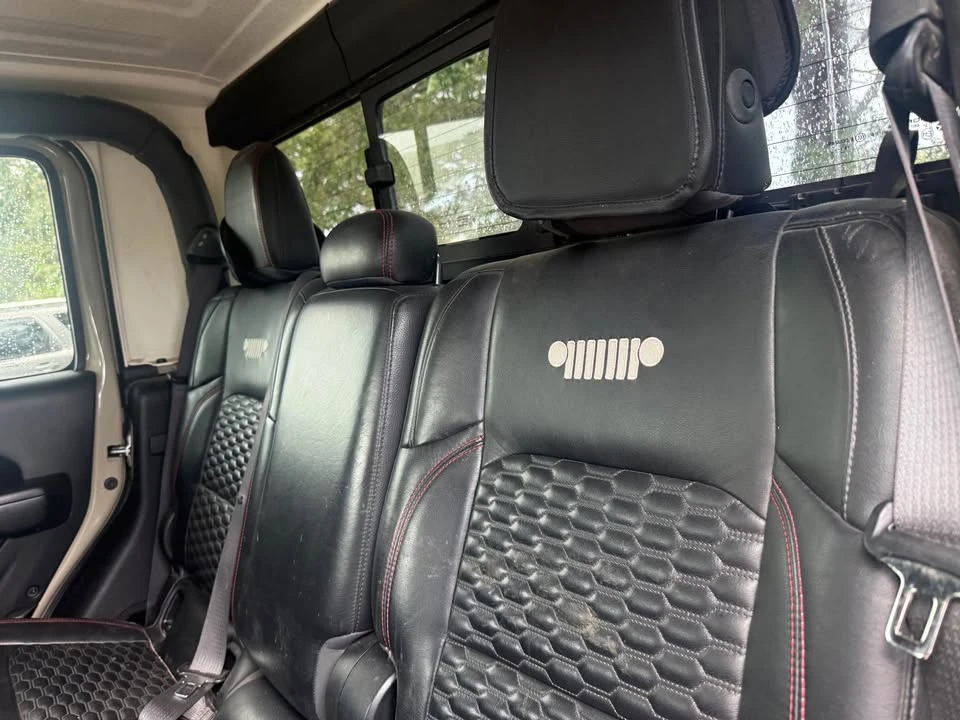 2020 Jeep JT Gladiator - Image 8 of 9
