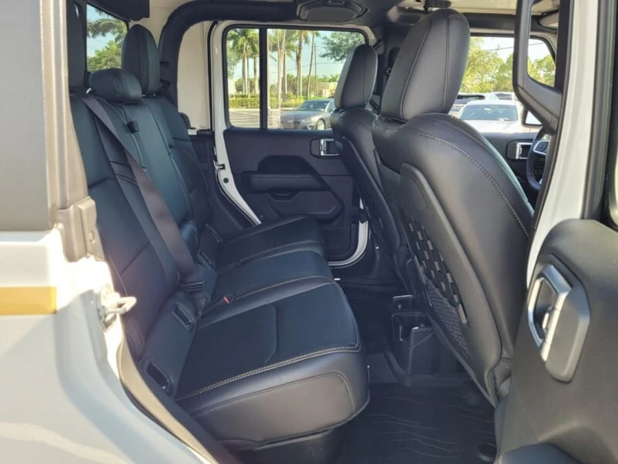 2020 Jeep JT Gladiator - Image 15 of 17