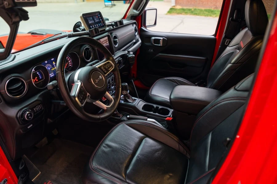 2020 Jeep JT Gladiator - Image 18 of 25