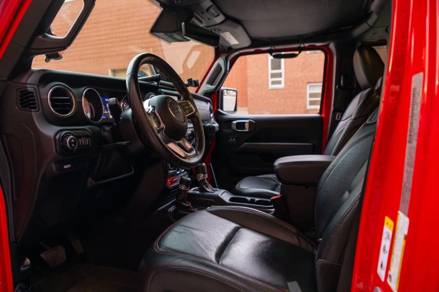 2020 Jeep JT Gladiator - Image 17 of 25