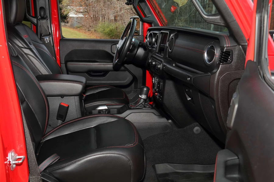 2020 Jeep JT Gladiator - Image 29 of 31