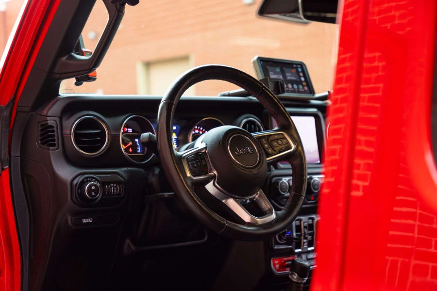 2020 Jeep JT Gladiator - Image 16 of 25