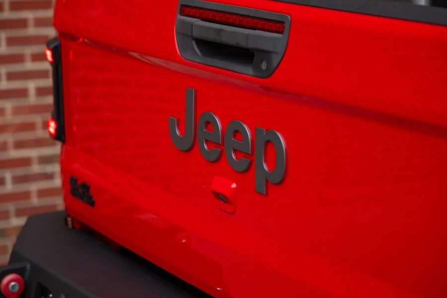 2020 Jeep JT Gladiator - Image 10 of 25