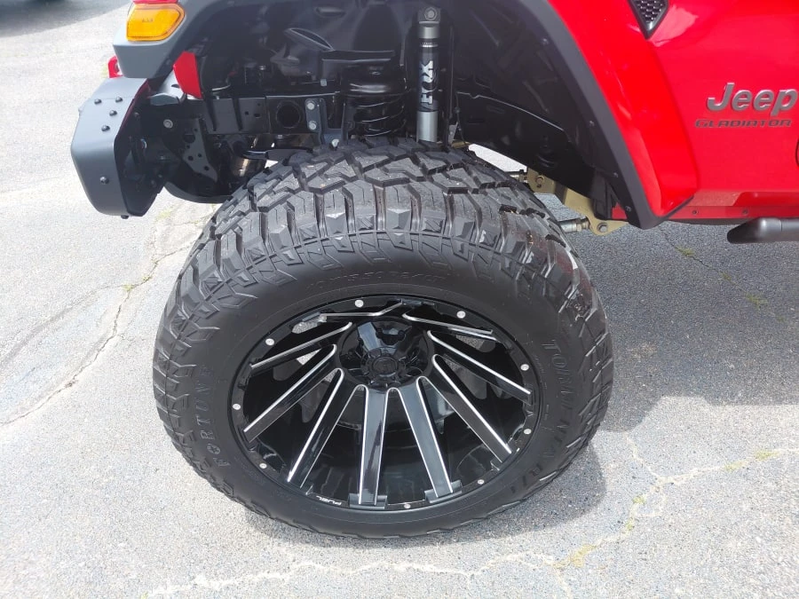 2020 Jeep JT Gladiator - Image 14 of 31