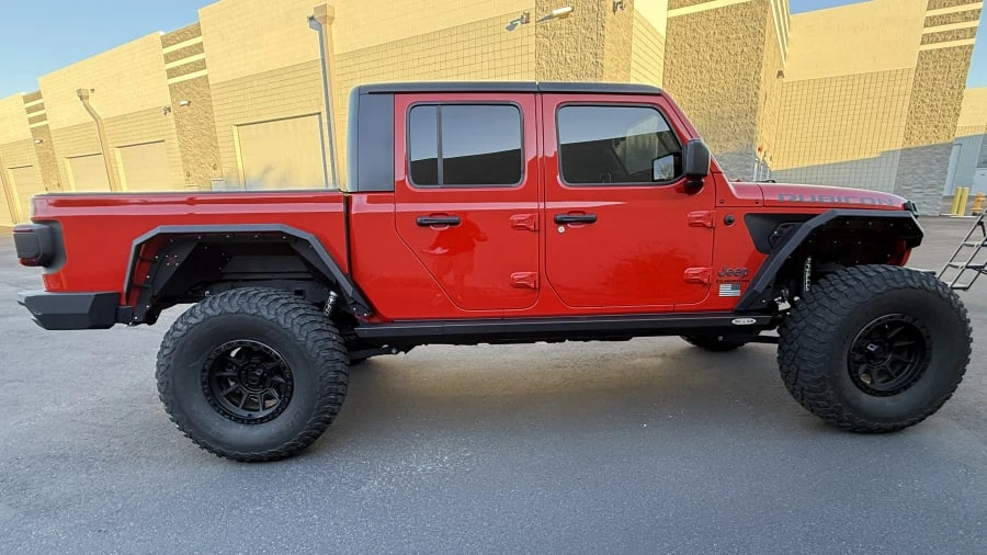 2020 Jeep JT Gladiator - Image 9 of 31