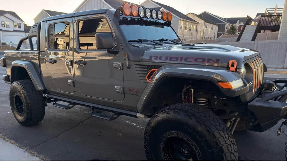 2020 Jeep JT Gladiator - Image 5 of 20