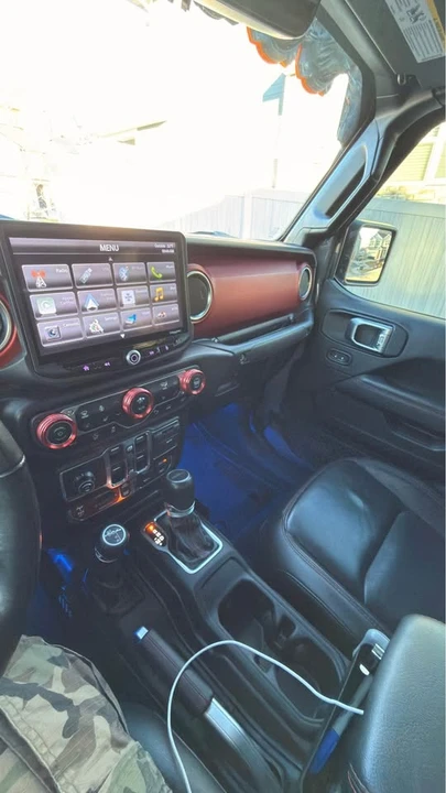 2020 Jeep JT Gladiator - Image 16 of 20