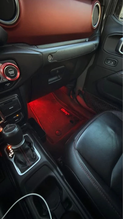 2020 Jeep JT Gladiator - Image 17 of 20