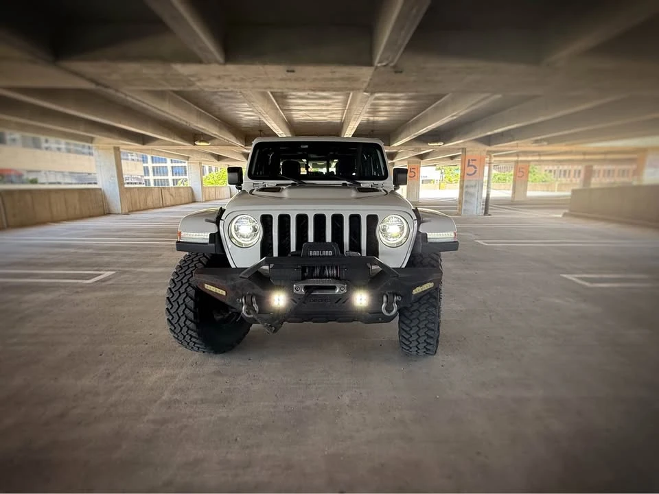 2020 Jeep JT Gladiator - Image 2 of 13