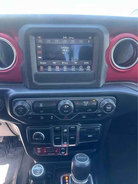 2020 Jeep JT Gladiator - Image 9 of 13