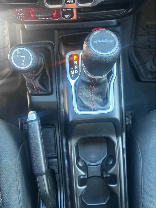 2020 Jeep JT Gladiator - Image 11 of 13