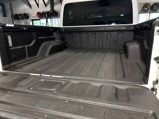 2020 Jeep JT Gladiator - Image 16 of 21