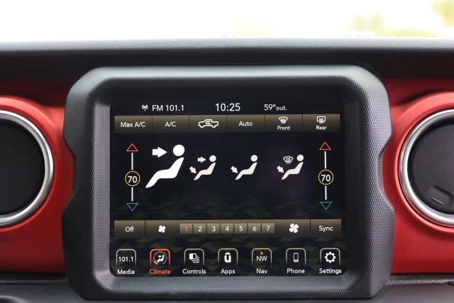 2020 Jeep JT Gladiator - Image 17 of 21