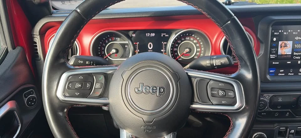 2020 Jeep JT Gladiator - Image 18 of 20