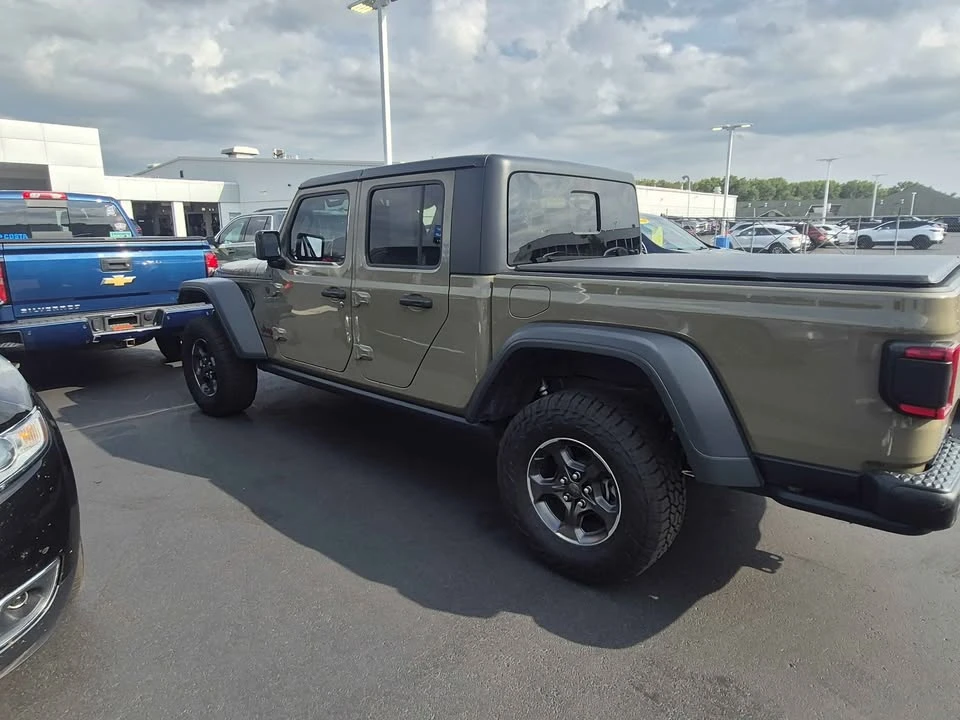 2020 Jeep JT Gladiator - Image 2 of 10