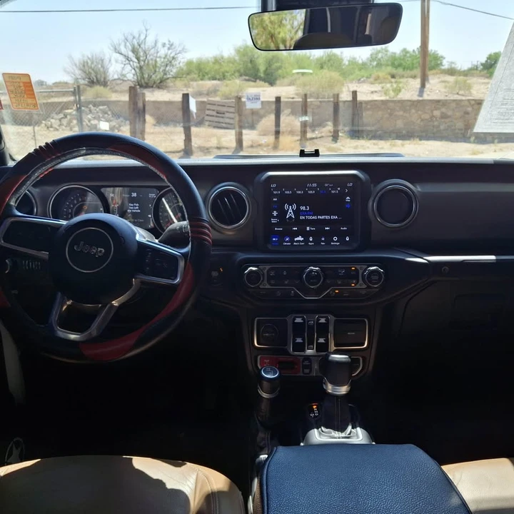 2020 Jeep JT Gladiator - Image 16 of 18