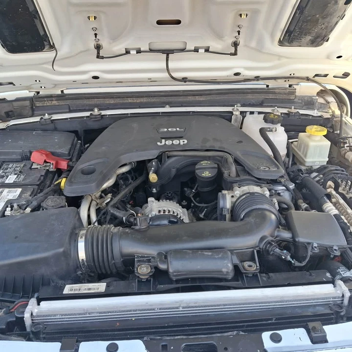 2020 Jeep JT Gladiator - Image 15 of 18