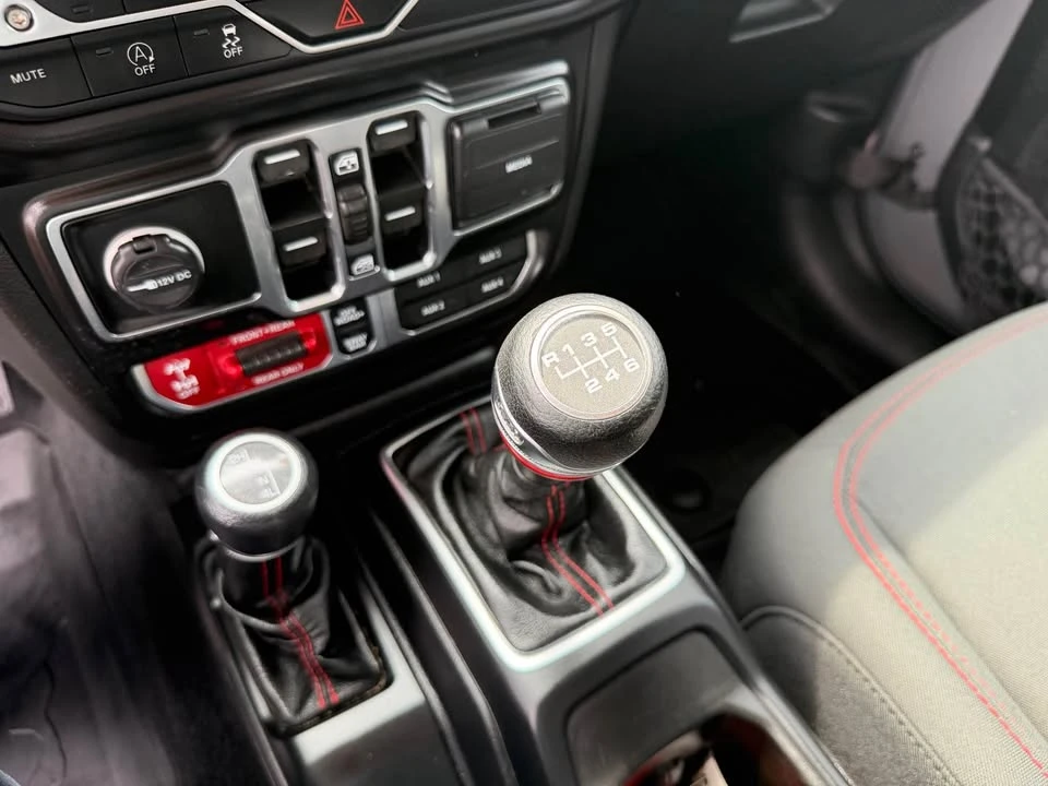 2020 Jeep JT Gladiator - Image 14 of 15