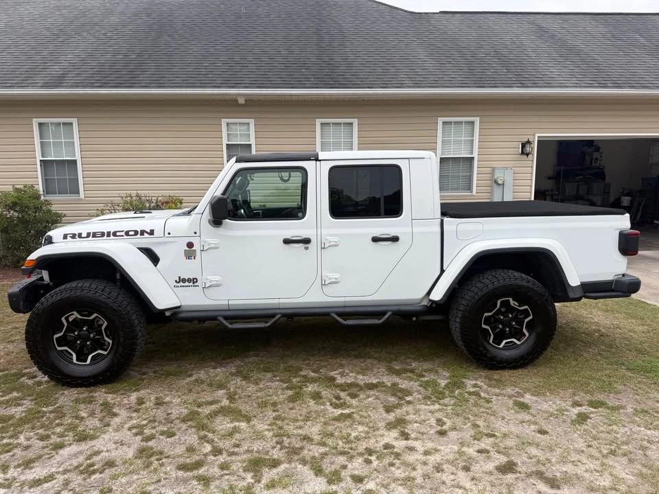 2020 Jeep JT Gladiator - Image 2 of 9