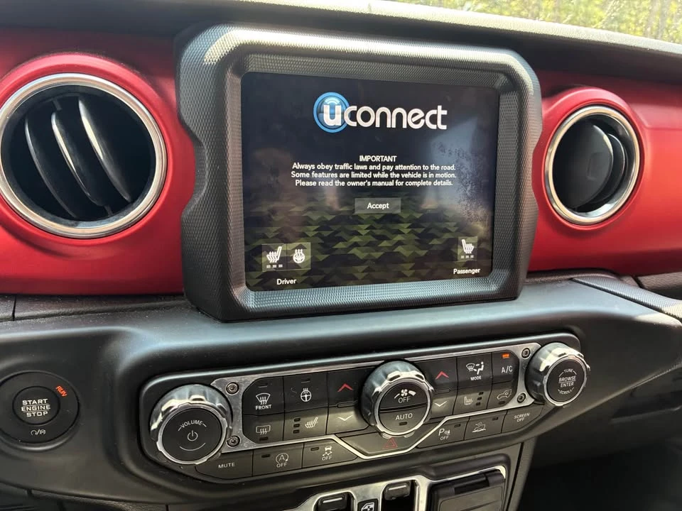 2020 Jeep JT Gladiator - Image 17 of 18