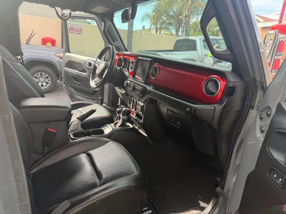 2020 Jeep JT Gladiator - Image 11 of 17