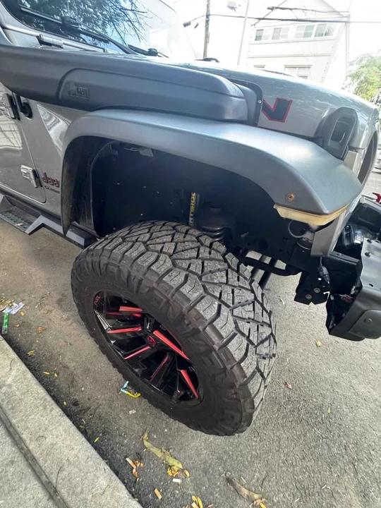2020 Jeep JT Gladiator - Image 12 of 16