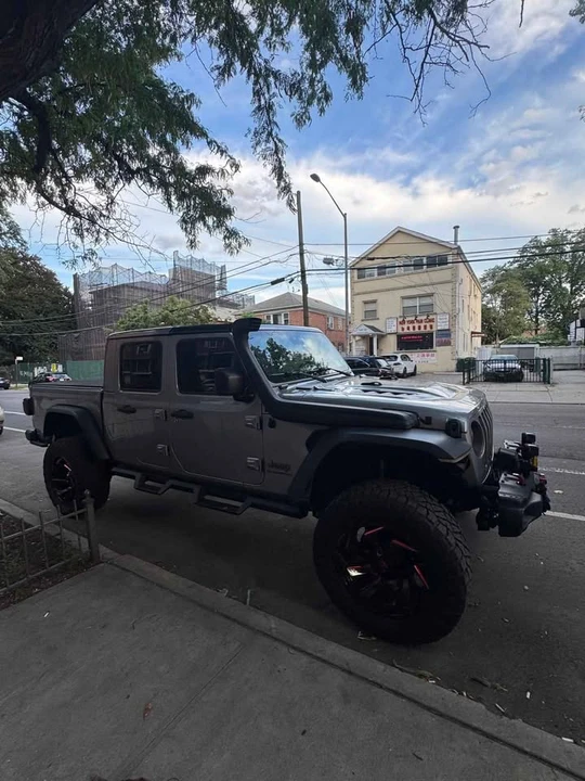 2020 Jeep JT Gladiator - Image 10 of 16