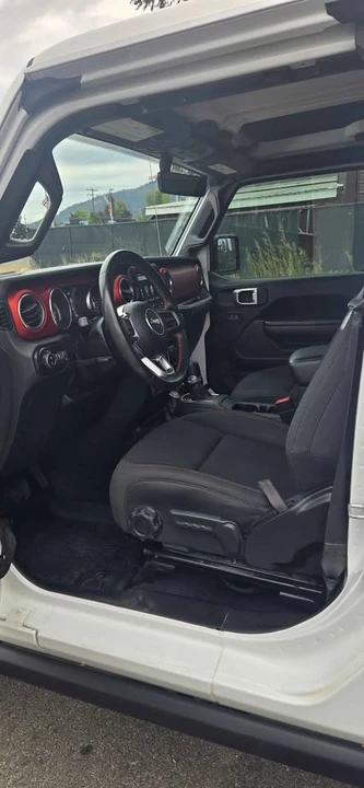 2020 Jeep JT Gladiator - Image 9 of 15