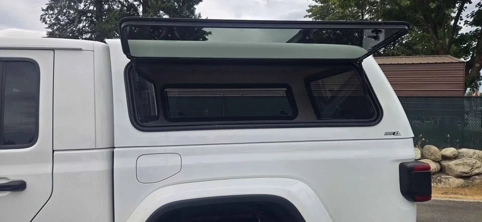 2020 Jeep JT Gladiator - Image 6 of 15