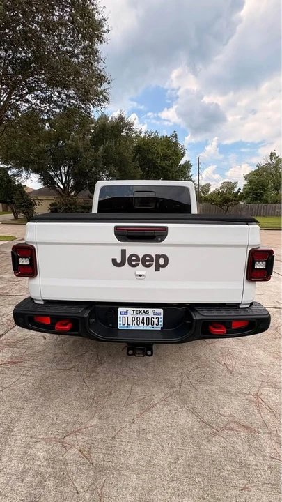 2020 Jeep JT Gladiator - Image 5 of 13