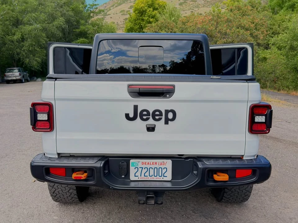 2020 Jeep JT Gladiator - Image 13 of 17