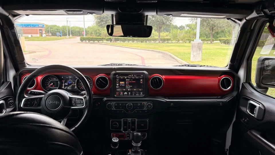 2020 Jeep JT Gladiator - Image 12 of 19