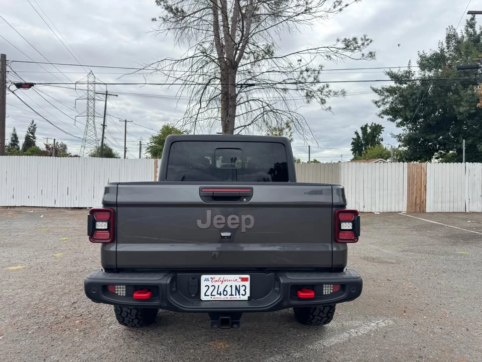 2020 Jeep JT Gladiator - Image 2 of 15