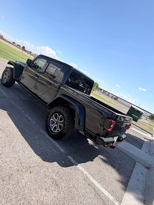 2020 Jeep JT Gladiator - Image 4 of 13