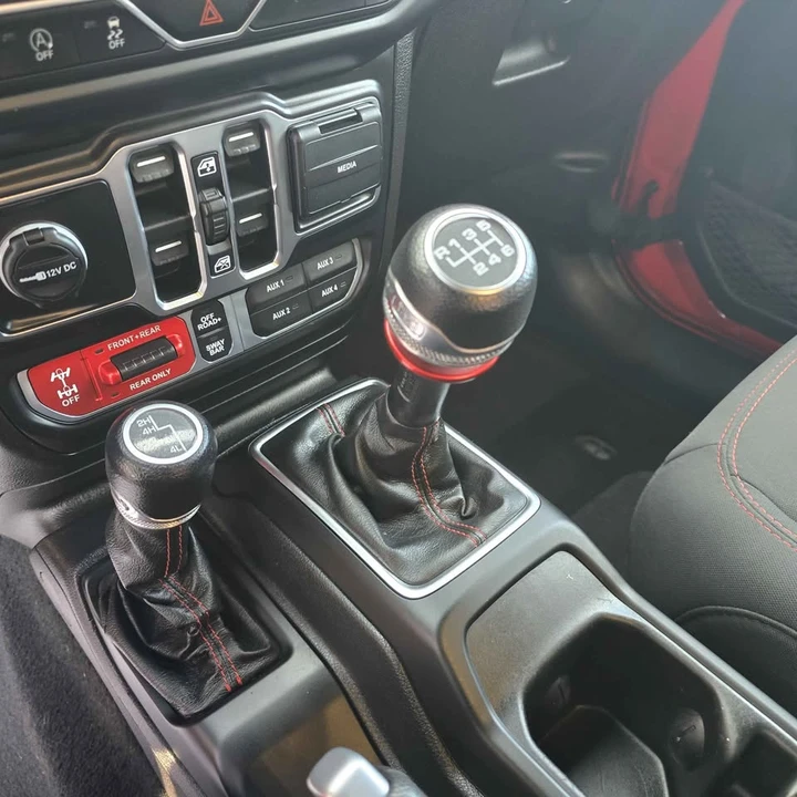 2020 Jeep JT Gladiator - Image 12 of 17