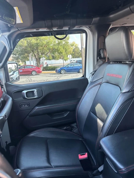 2020 Jeep JT Gladiator - Image 13 of 15