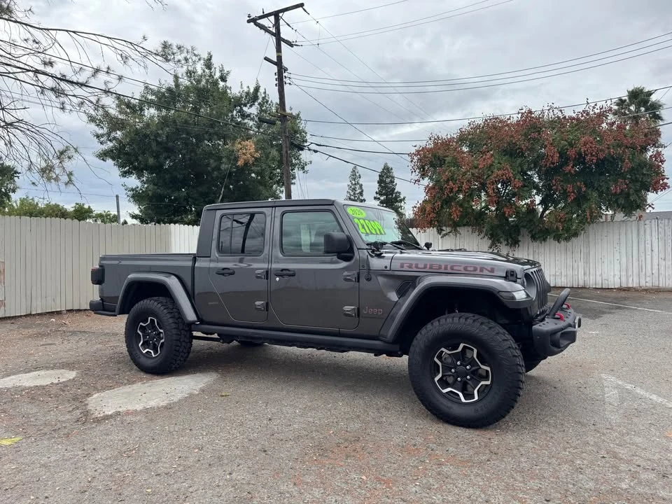 2020 Jeep JT Gladiator - Image 2 of 16