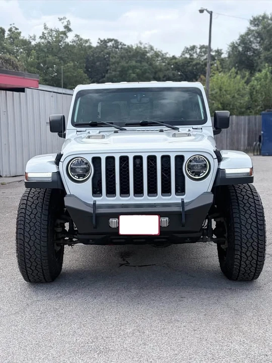 2020 Jeep JT Gladiator - Image 2 of 9