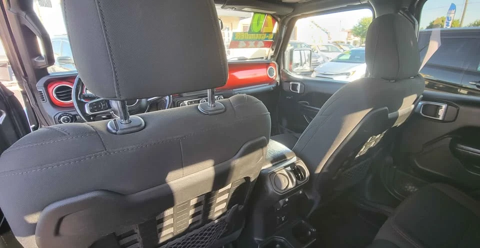2020 Jeep JT Gladiator - Image 13 of 19