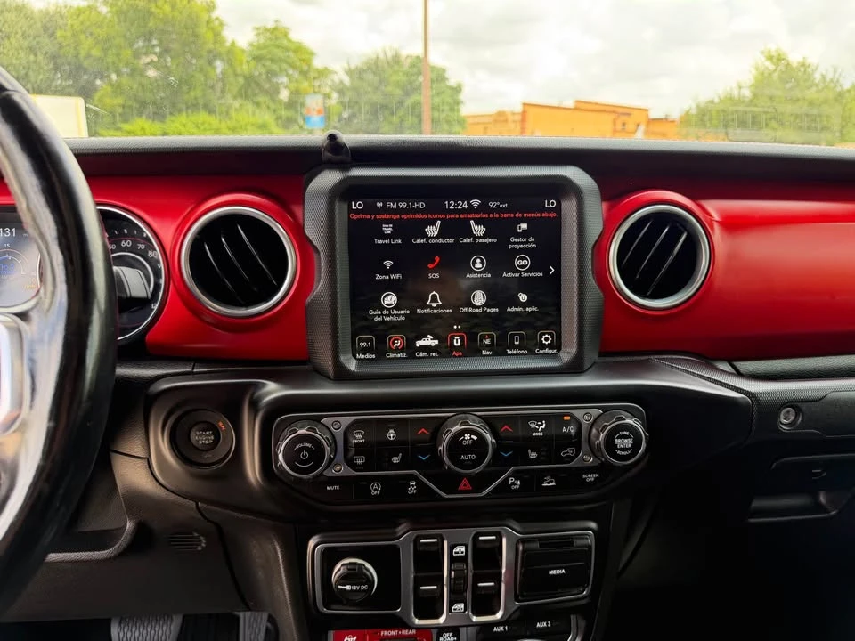 2020 Jeep JT Gladiator - Image 13 of 20