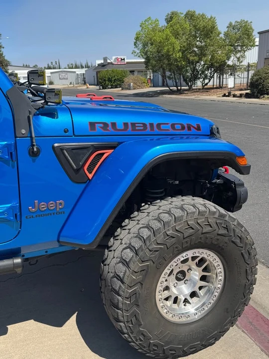 2020 Jeep JT Gladiator - Image 2 of 6